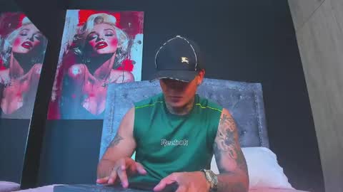 max_tatto online show from November 2025 12:54:02 AM