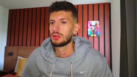 Max Taylor online show from February 2026 07:18:01 PM