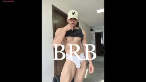 max_valiant1 online show from May 2026 11:05:01 AM
