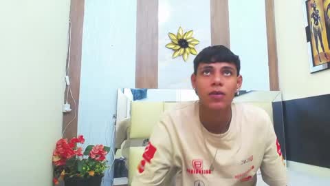 Snapshot of max_willians_ chatting on October 2025 05:32:01 AM max online show from October 2025 05:32:01 AM