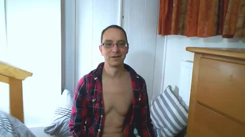 Max Davies online show from November 2025 07:13:01 PM