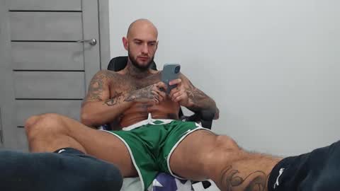 Maximus Fox online show from October 2025 07:17:02 AM