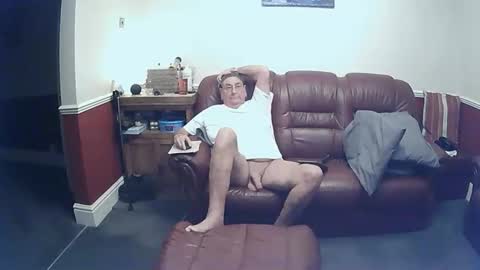 MAX online show from October 2025 10:54:02 PM