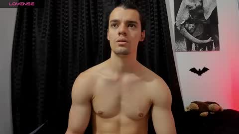 Snapshot of maxi_styles chatting on December 2024 11:21:01 PM Alex online show from December 2024 11:21:01 PM