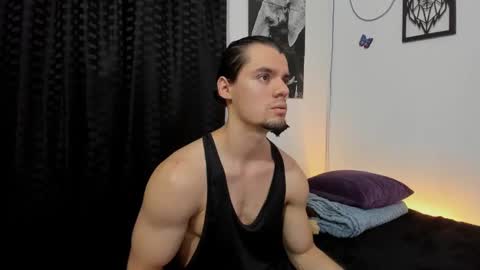 Snapshot of maxi_styles chatting on December 2024 04:33:02 AM Alex online show from December 2024 04:33:02 AM