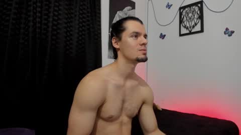 Snapshot of maxi_styles chatting on January 2025 03:22:01 AM Alex online show from January 2025 03:22:01 AM