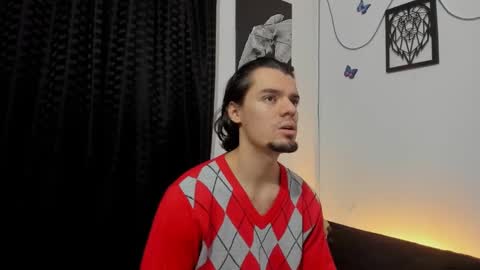 Snapshot of maxi_styles chatting on February 2025 01:57:02 AM Alex online show from February 2025 01:57:02 AM