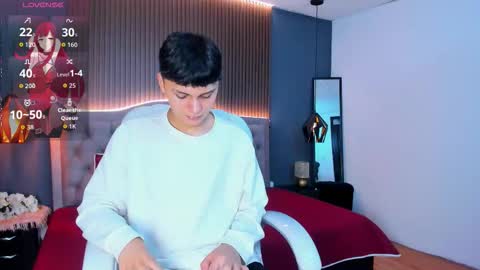 --  -- online show from October 2025 07:25:01 PM