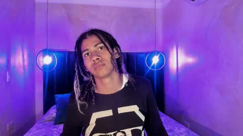 maxim online show from November 2025 03:08:02 AM