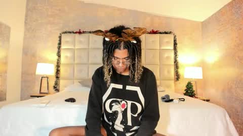 maxim online show from December 2025 03:12:03 AM