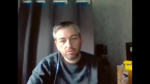 Snapshot of maximefrxx chatting on November 2025 10:07:01 AM Maxime online show from November 2025 10:07:01 AM