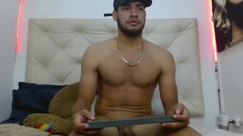 Maximiliano Herrera online show from January 2025 09:25:01 PM