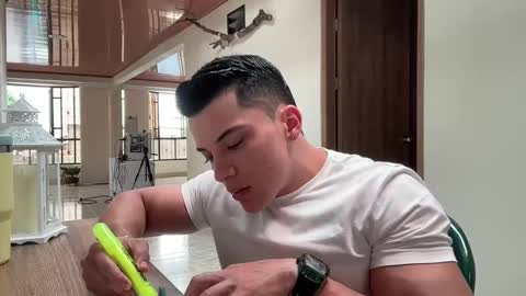 Sebastian online show from February 2025 06:00:02 PM