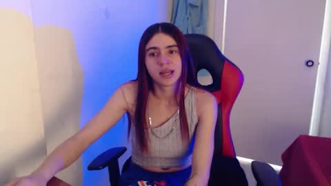 Snapshot of maxinesex_ chatting on May 2026 01:41:01 PM maxinesex_ online show from May 2026 01:41:01 PM
