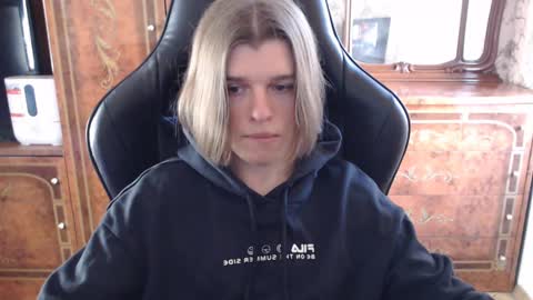 Snapshot of maxplay18 chatting on February 2025 01:57:01 PM Max online show from February 2025 01:57:01 PM