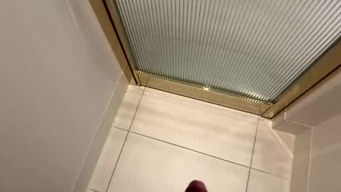 maxpowers1880 online show from November 2025 05:38:01 AM