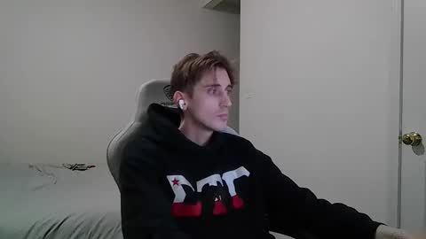 Max Ryder online show from December 2025 01:55:02 AM