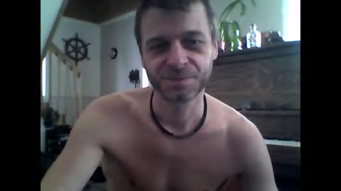 MaxTheWolf online show from March 2025 02:55:01 PM