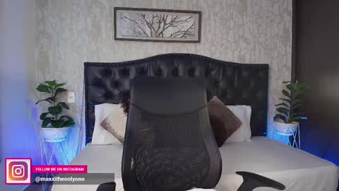 Maxxi online show from November 2025 04:45:02 AM