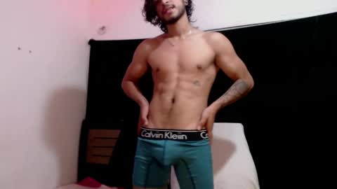 Snapshot of maxximus_10 chatting on December 2024 05:47:01 AM maxximus_10 online show from December 2024 05:47:01 AM