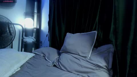 Snapshot of maxximus_10 chatting on December 2025 06:22:02 AM maxximus_10 online show from December 2025 06:22:02 AM