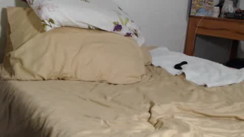 Snapshot of maxxxiimiliano chatting on November 2025 04:44:02 AM Maxx online show from November 2025 04:44:02 AM