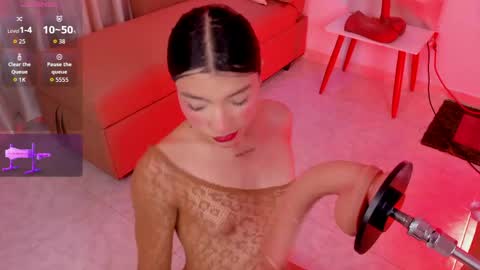 Snapshot of may_fox_ chatting on May 2026 08:39:02 PM May online show from May 2026 08:39:02 PM