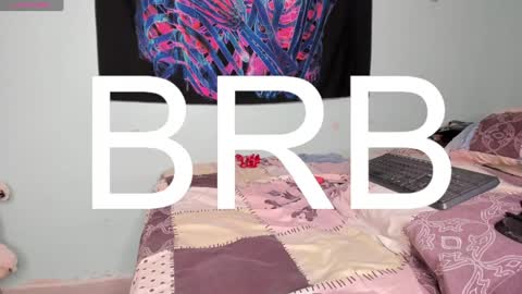 Snapshot of maya__fox chatting on January 2025 03:31:01 AM OF mayitta19 online show from January 2025 03:31:01 AM