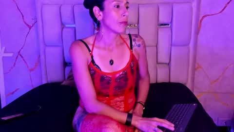 Maya Strom online show from December 2025 07:42:01 PM