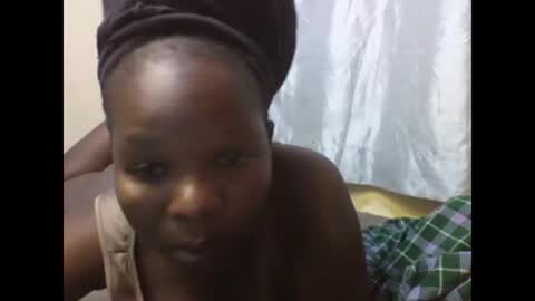 Snapshot of mayah_sexy chatting on December 2024 09:42:02 PM mayah_sexy online show from December 2024 09:42:02 PM