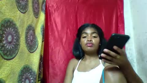 Snapshot of mayajadorelie chatting on November 2025 06:51:01 PM charlesia online show from November 2025 06:51:01 PM