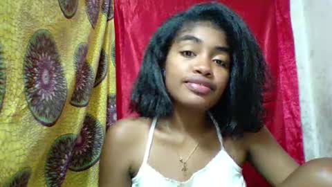 Snapshot of mayajadorelie chatting on November 2025 07:41:02 AM charlesia online show from November 2025 07:41:02 AM