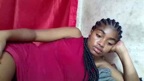 Snapshot of mayajadorelie chatting on November 2025 07:34:02 AM charlesia online show from November 2025 07:34:02 AM