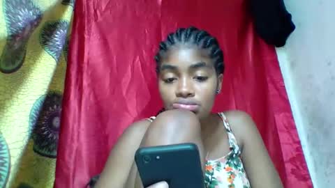 Snapshot of mayajadorelie chatting on December 2025 06:36:02 PM charlesia online show from December 2025 06:36:02 PM