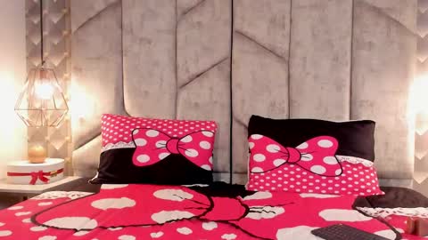 Nicolle Ruselle   Hello my lovely  schedule for great fun from  630 am and end 800 pm Colombian time I wait for you online show from October 2025 01:16:02 AM