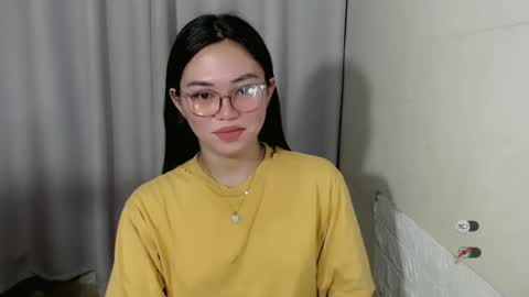 Snapshot of mayasally_ chatting on December 2024 06:35:01 AM mayasally_ online show from December 2024 06:35:01 AM