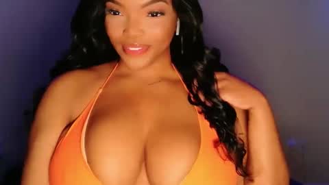 MayBabi online show from February 2026 12:35:01 PM