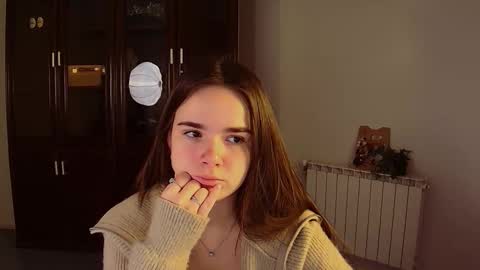 Snapshot of maybloom_ chatting on October 2025 05:30:01 AM maybloom_ online show from October 2025 05:30:01 AM