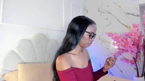 mayevanss online show from November 2025 08:05:01 PM