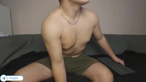 Snapshot of maygly chatting on September 2025 04:52:01 PM Slava and Alextatto online show from September 2025 04:52:01 PM