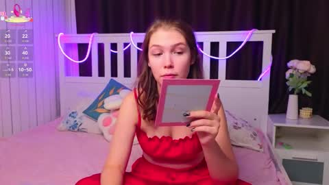 Ann online show from November 2025 08:20:01 PM