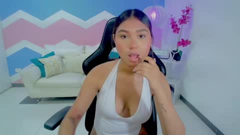 mayli_marie online show from May 2026 08:46:02 PM