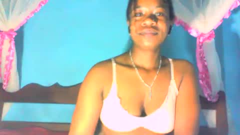 mayrah online show from March 2025 05:17:02 PM