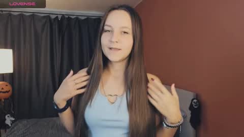 May online show from November 2025 01:02:01 PM