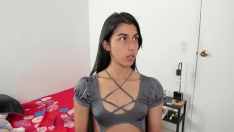 Snapshot of mazikeen_18 chatting on May 2026 01:49:02 PM mazikeen_18 online show from May 2026 01:49:02 PM
