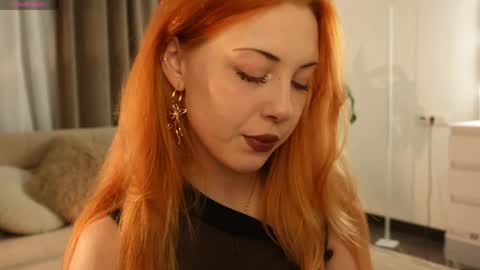 Snapshot of mazymayes chatting on April 2026 08:26:02 PM Mazy online show from April 2026 08:26:02 PM