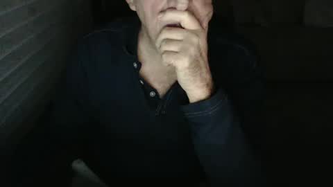 Snapshot of mbeastie chatting on December 2024 12:06:02 AM Beastie online show from December 2024 12:06:02 AM