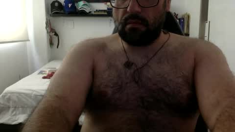 Snapshot of mbotve chatting on June 2026 05:58:02 PM VzlaMan online show from June 2026 05:58:02 PM