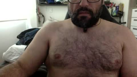 Snapshot of mbotve chatting on June 2026 08:19:02 PM VzlaMan online show from June 2026 08:19:02 PM