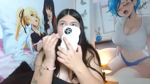 mackenna av online show from December 2025 12:25:02 PM